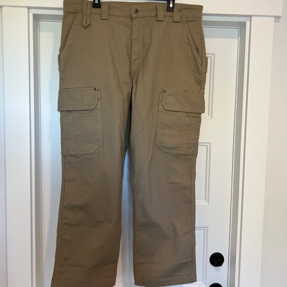 DULUTH Work Pants Men 38x31 Tan/Khaki Flex Fire Hose Relaxed Fit Cargo Pants - Picture 2 of 9